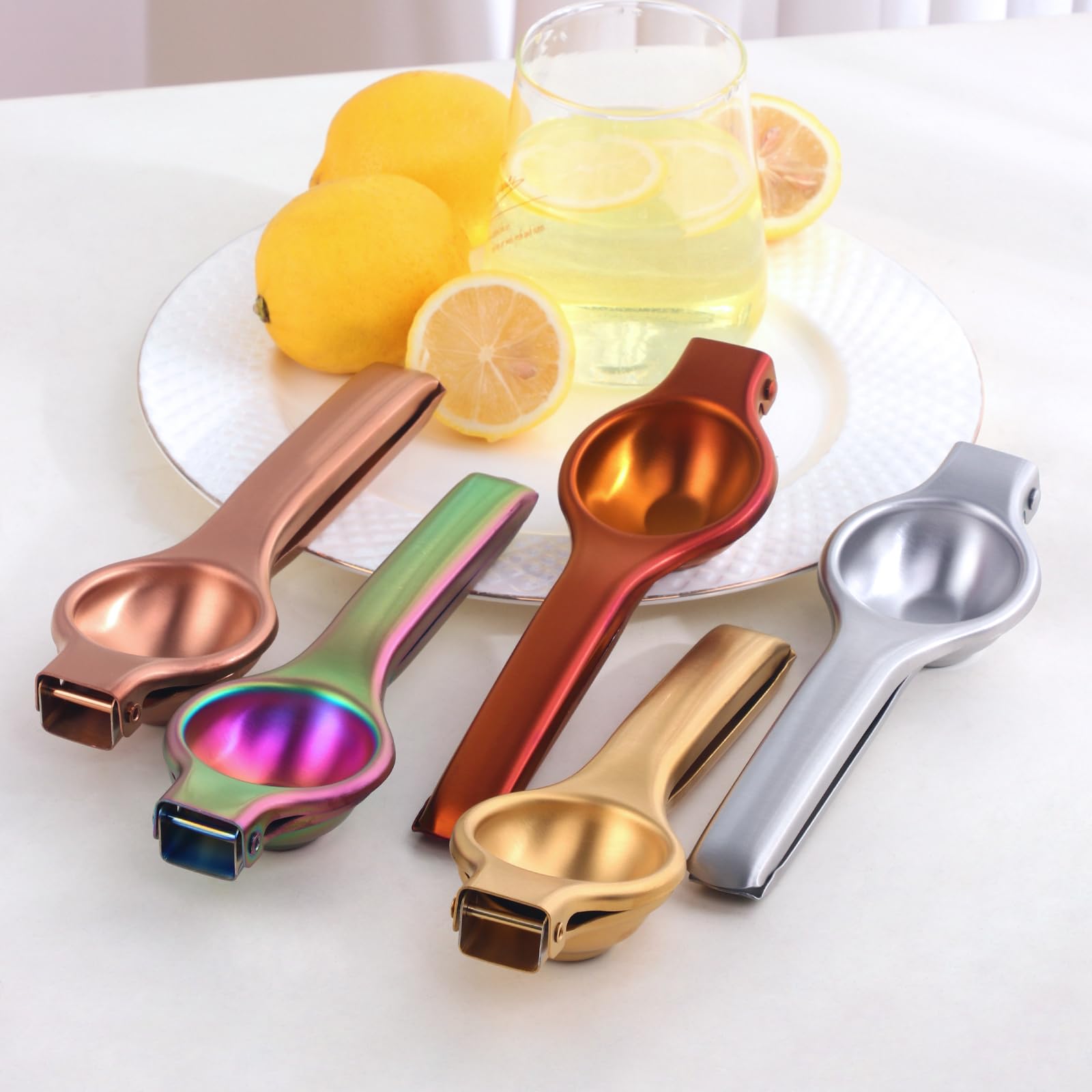 Premium Stainless Steel Manual Lemon Squeezer - Heavy Duty Hand Press Citrus Juicer for Lemon, Lime & Orange - Ergonomic Kitchen Tool for Fresh Juice, Cocktails & Cooking (Gold)