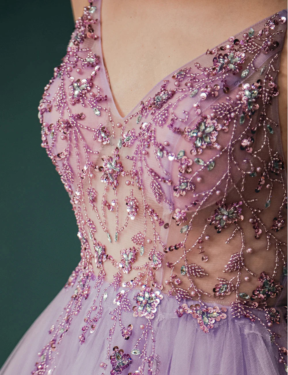 Elegant Sexy V-Neck Crystal Beaded Backless Evening Dress for Women - Formal Prom Gown with Spaghetti Straps in Purple | Perfect for Prom, Gala, Cocktail Party & Special Occasions