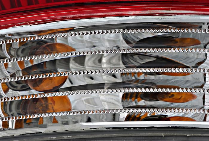 2005-2006 Hyundai Santa Fe LED Tail Lights Pair - Left & Right Side Replacement Lamps for Improved Visibility & Safety | Perfect for Night Driving, Road Trips & Enhanced Vehicle Style