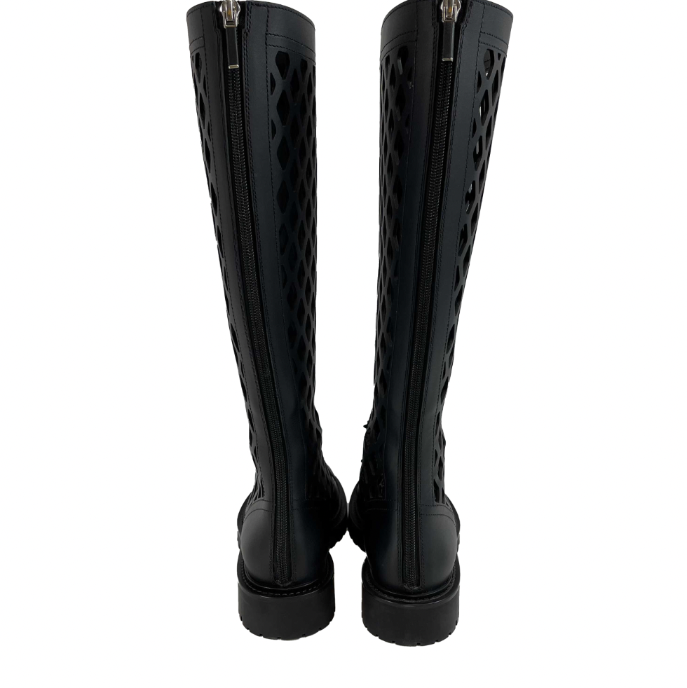 Christian Dior D Trap Black Matte Calfskin High Boots Women's Size 35.5 (US 5.5) - Brand New Luxury Fashion Boots for Evening Parties & Winter Outfits