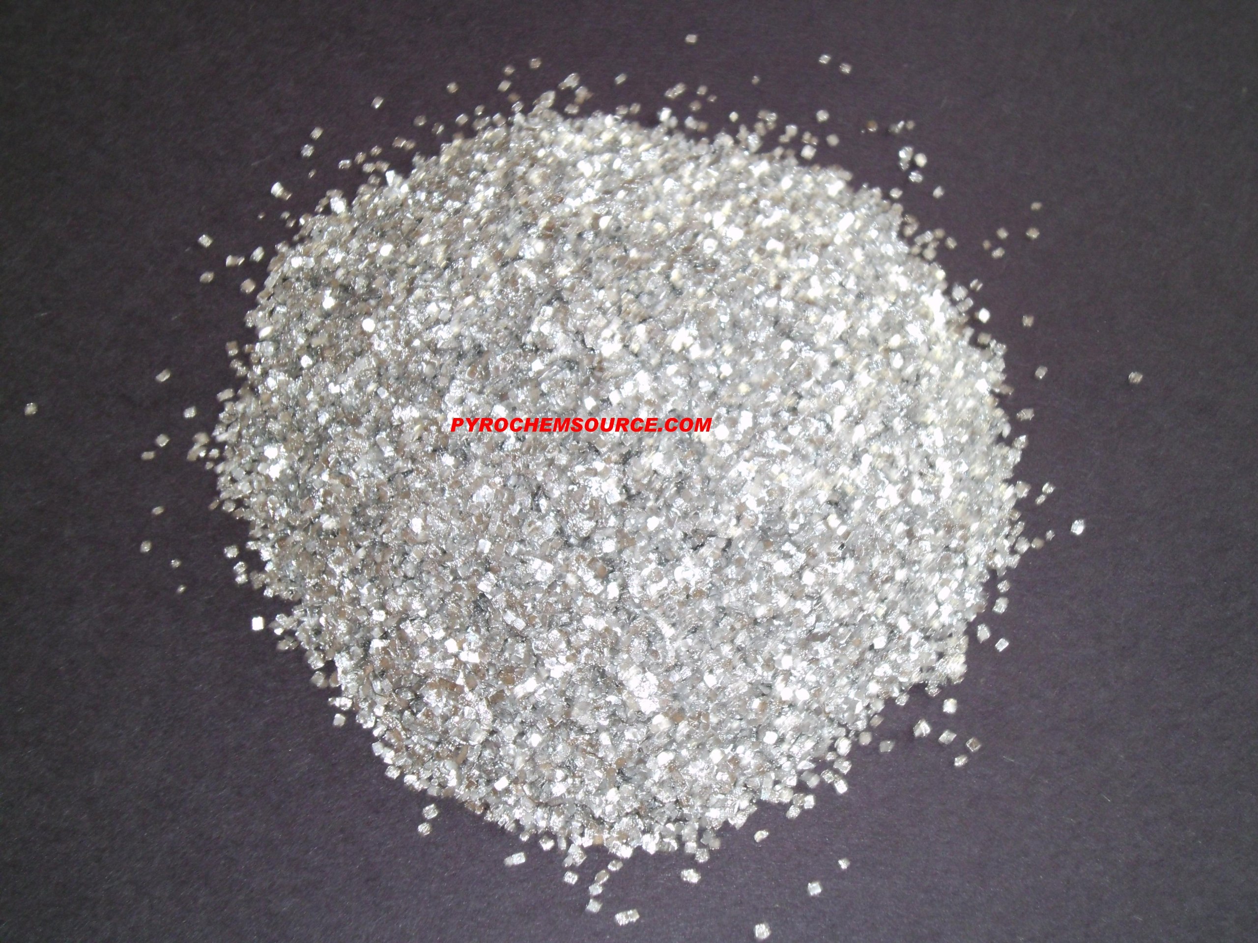 Premium Aluminum Flake 18 Mesh - 1 lb for Metal Casting, Fireworks & DIY Crafts | High-Quality Metallic Pigment for Art Projects and Industrial Use