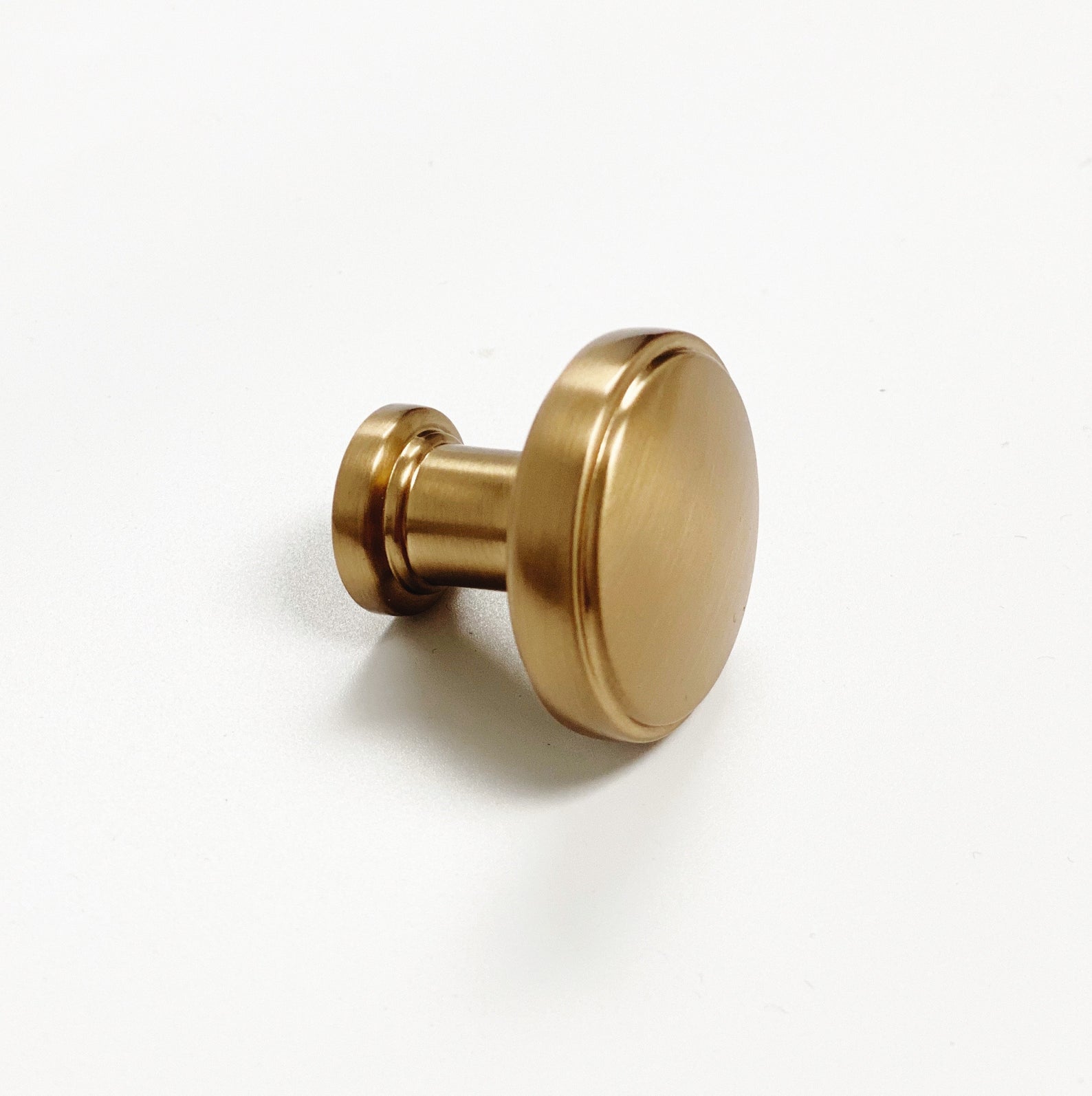 Luna Champagne Bronze Round Cabinet Knob - Elegant Hardware for Kitchen Cabinets, Dressers & Furniture - Perfect for Home Renovation & DIY Projects