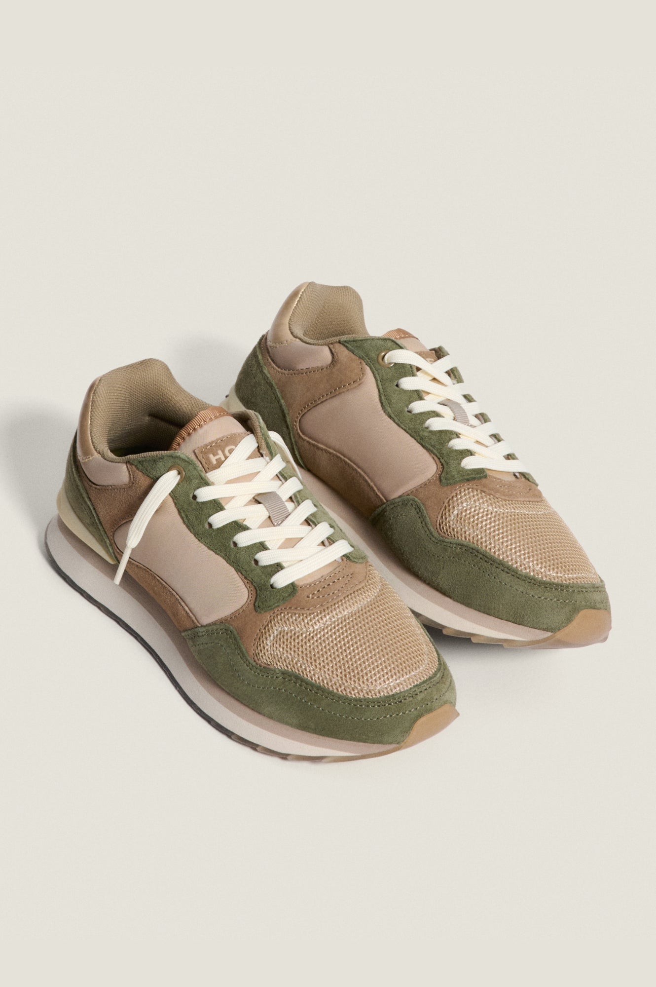HOFF Biloxi Trainers - Lightweight Comfortable Walking Shoes for Men & Women | Khaki/Cream | Perfect for Gym, Running, Travel & Everyday Wear