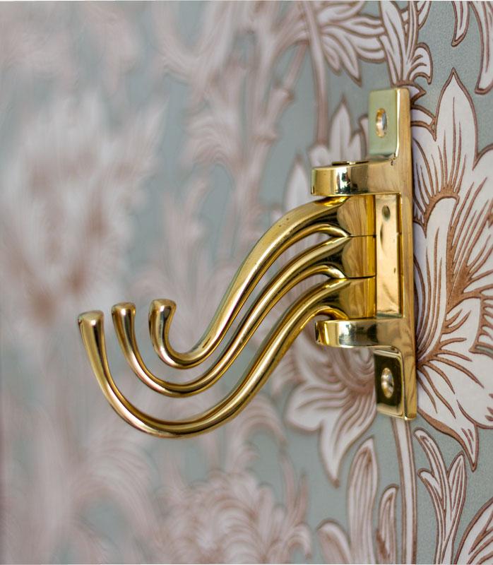 3-Arm Rotatable Brass Coat Rack - Space Saving Wall Mounted Hooks for Hats, Scarves & Jackets - Perfect for Entryway, Bedroom & Closet Organization
