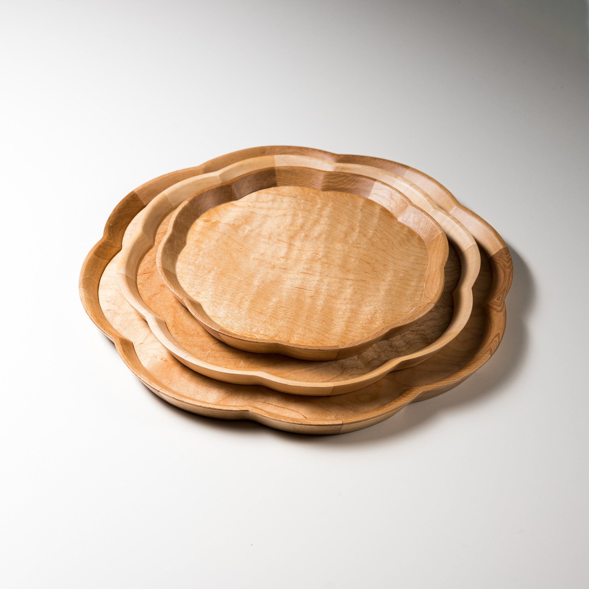 Premium Handmade Light Brown Wooden Tray - Japanese Horse Chestnut Wood - Perfect for Tea Ceremony, Home Decor & Gift Giving