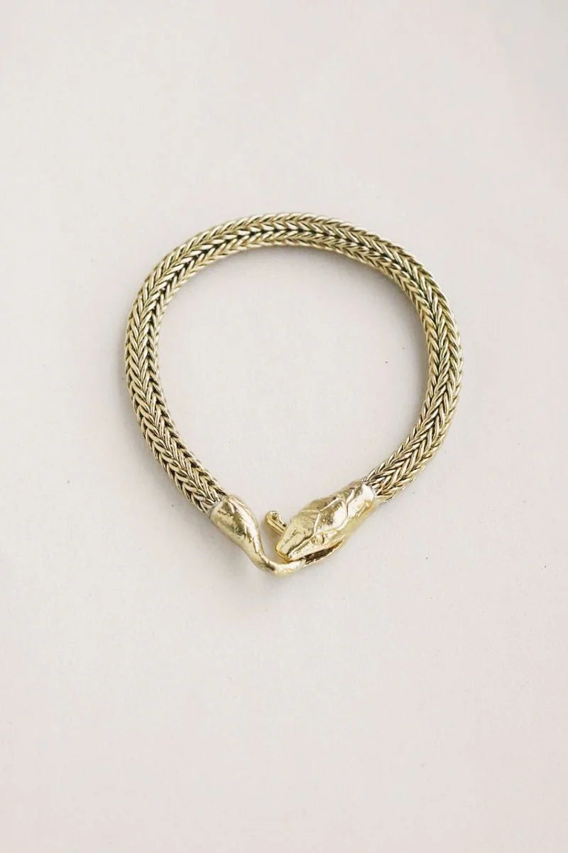 Stylish Serpent Bracelet for Women & Men - Elegant Snake Design Fashion Jewelry - Perfect for Parties, Weddings & Everyday Wear