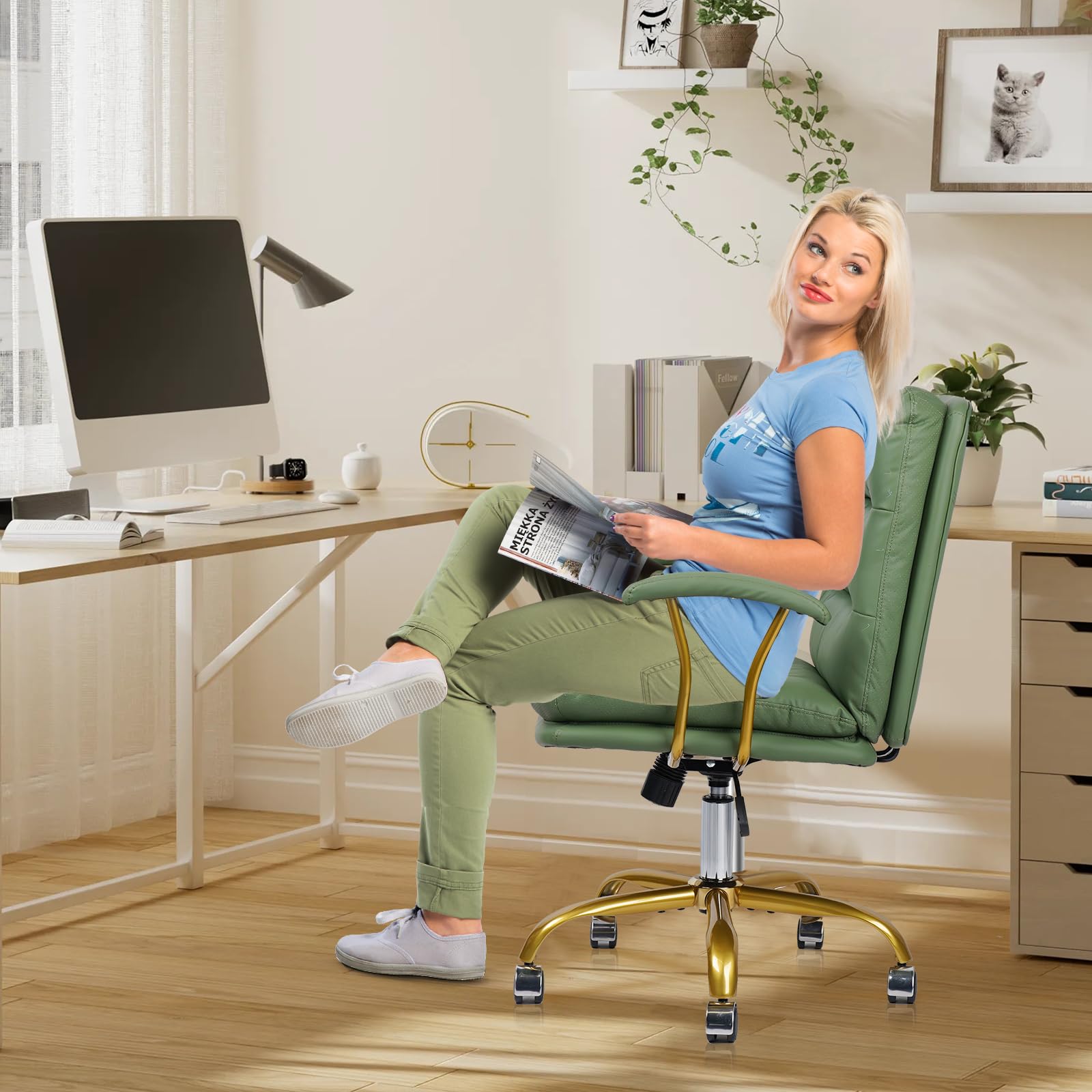 Premium Green & Gold Leather Office Chair - Ergonomic Swivel Desk Chair with Padded Seat, Adjustable Height & Wheels - Perfect for Home Office, Study Room, Vanity Dressing Table & Living Room Workspace