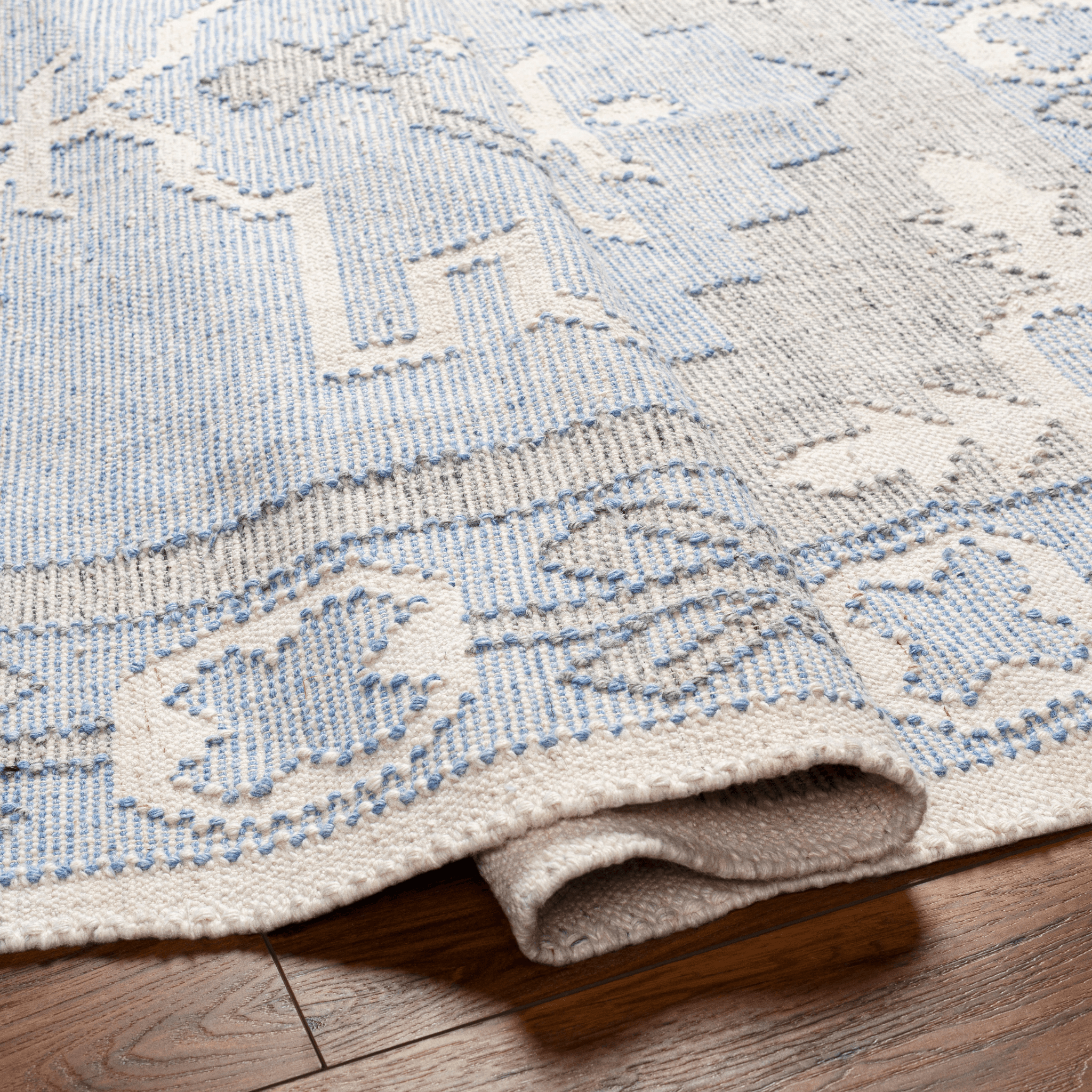 Eco-Friendly Blue & Cream Recycled PET Yarn Area Rug - Multiple Size Options for Living Room, Bedroom & Office Decor