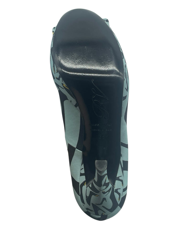 Roger Vivier Women's Buckle Pumps - Size 35 (US 5) | Elegant Pointed Toe Heels for Office, Party & Special Occasions