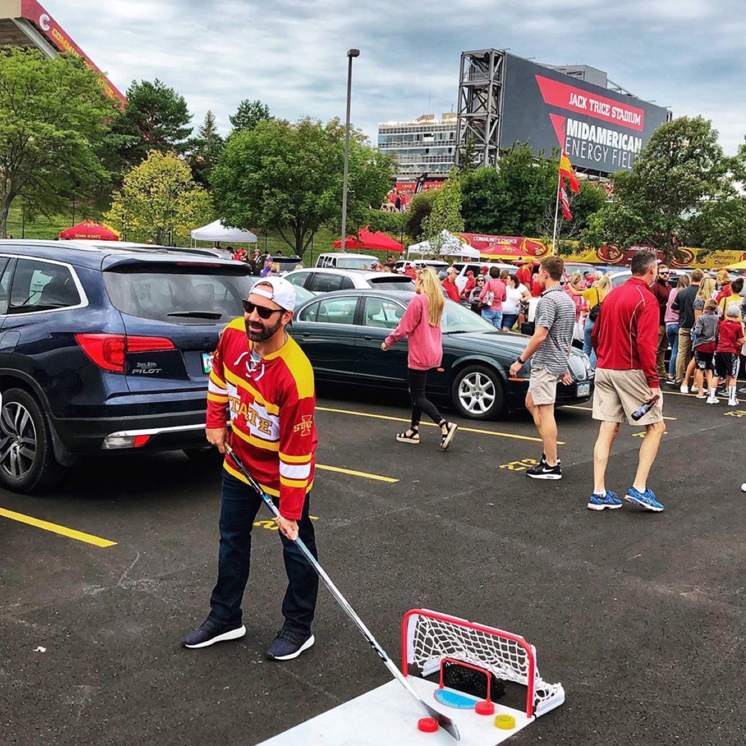 Premium Hockey Sauce Pass Game - Portable Training & Trick Shot Practice for Players - Perfect for Backyard, Tailgate & Street Hockey Fun