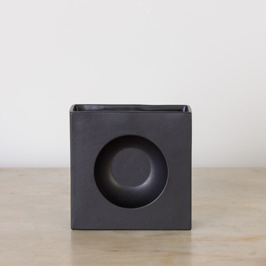 Costa Nova Le Jardin Noir Diavolo Vase - Elegant Black Ceramic Flower Vase for Home Decor, Wedding Centerpiece & Luxury Gift Idea