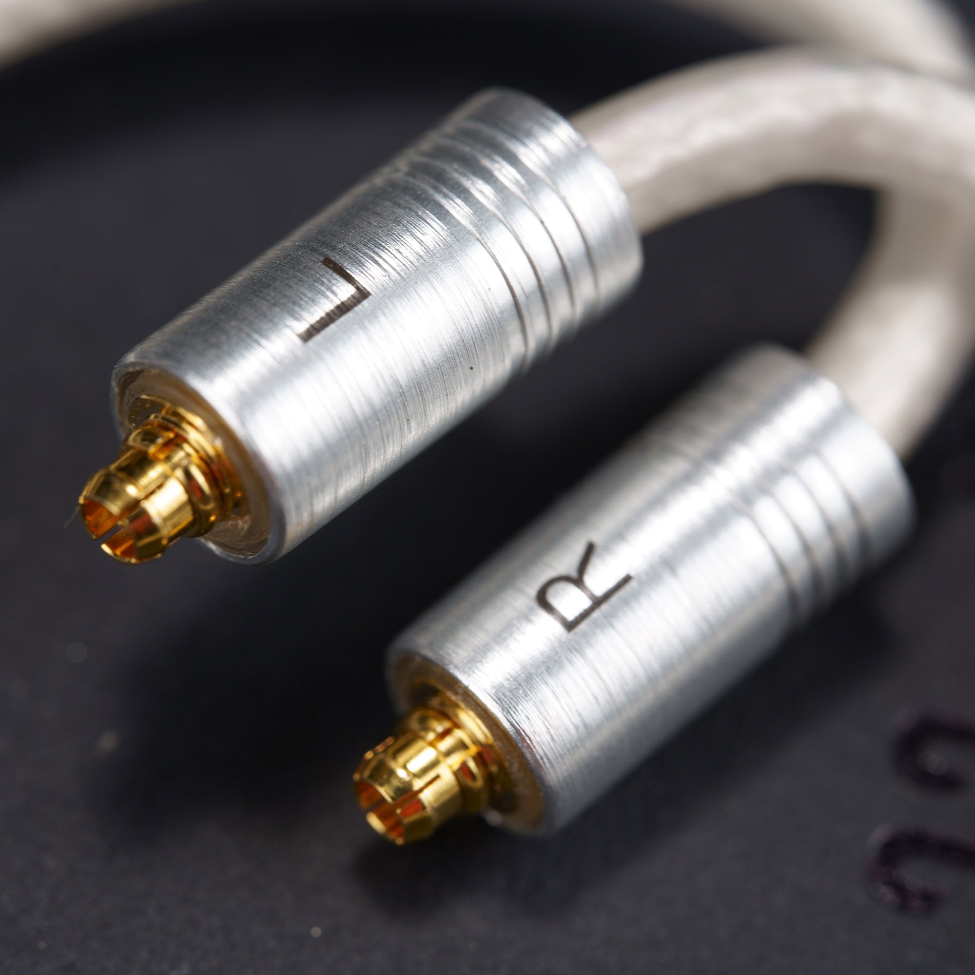 DUNU Glacier High-Fidelity In-Ear Monitors with Detachable Cable - Professional Sound for Audiophiles, Musicians & Studio Use - Perfect for Travel, Commuting & Gaming