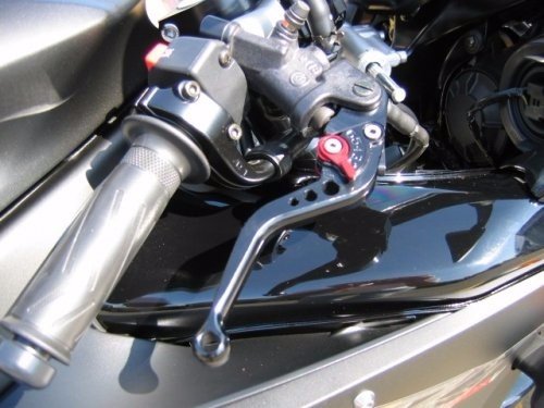 CNC Adjustable Short Brake Clutch Levers for Yamaha YZF R6 (2005-2016) & YZF R1 (2004-2008) | Black Motorcycle Levers | Perfect for Racing & Street Riding | Enhanced Control & Comfort