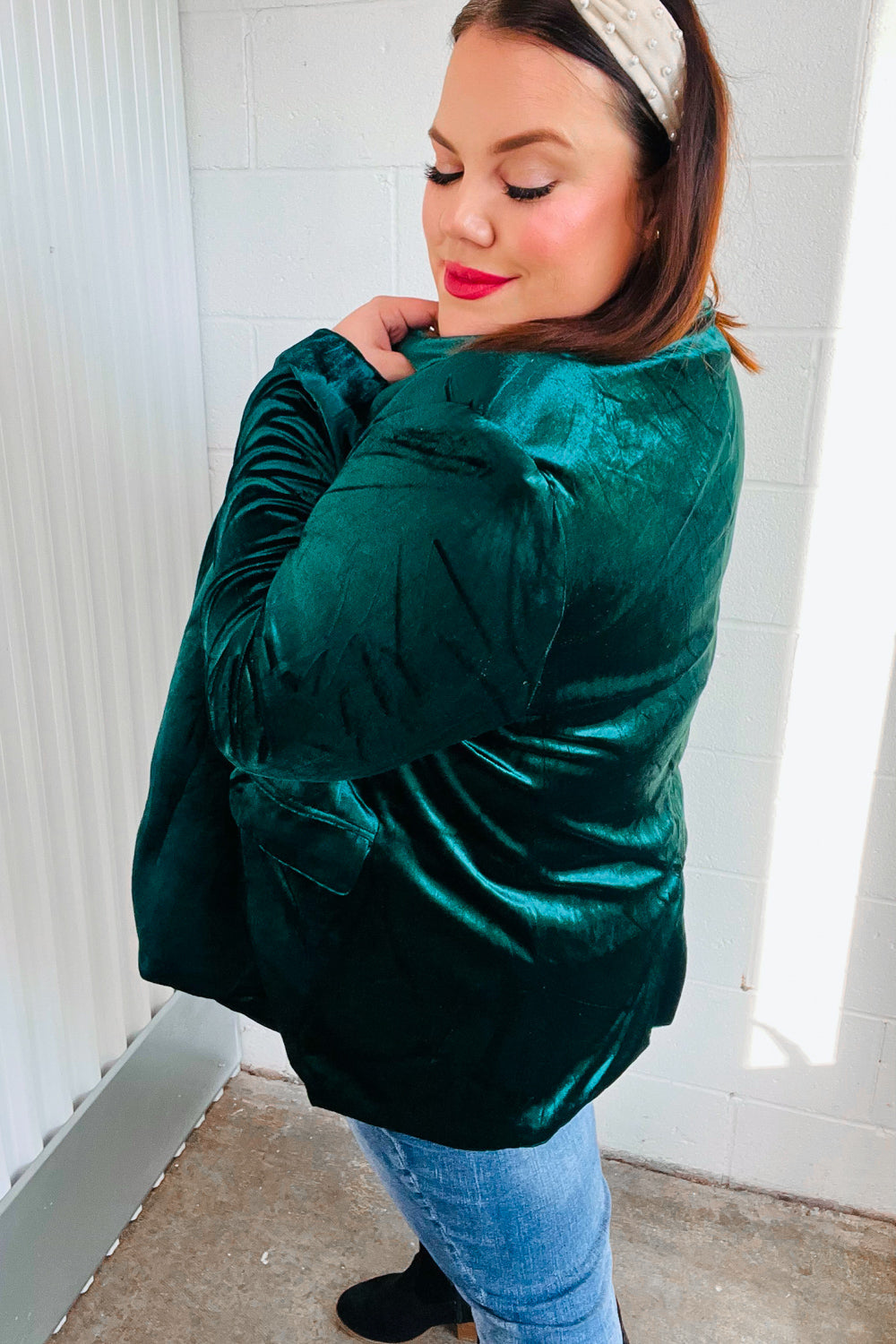 Elegant Hunter Green Velvet Blazer for Women - Formal & Evening Wear - Perfect for Weddings, Parties & Office Events