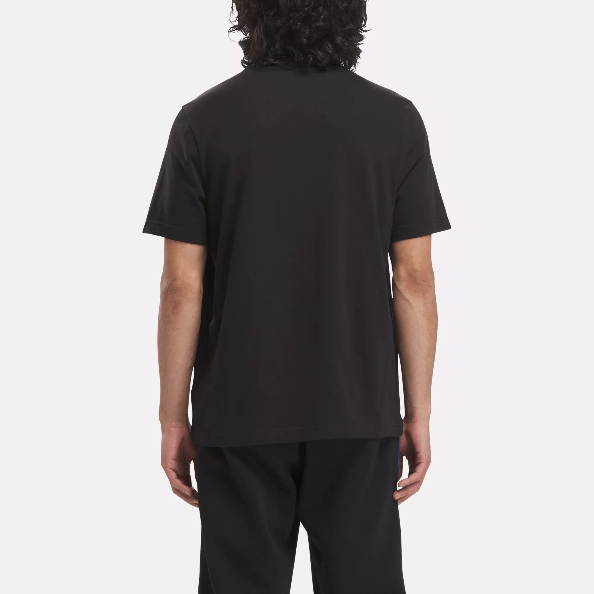 Reebok Men's Identity Big Stacked Logo T-Shirt - Casual Cotton Tee for Gym, Workout & Streetwear Fashion