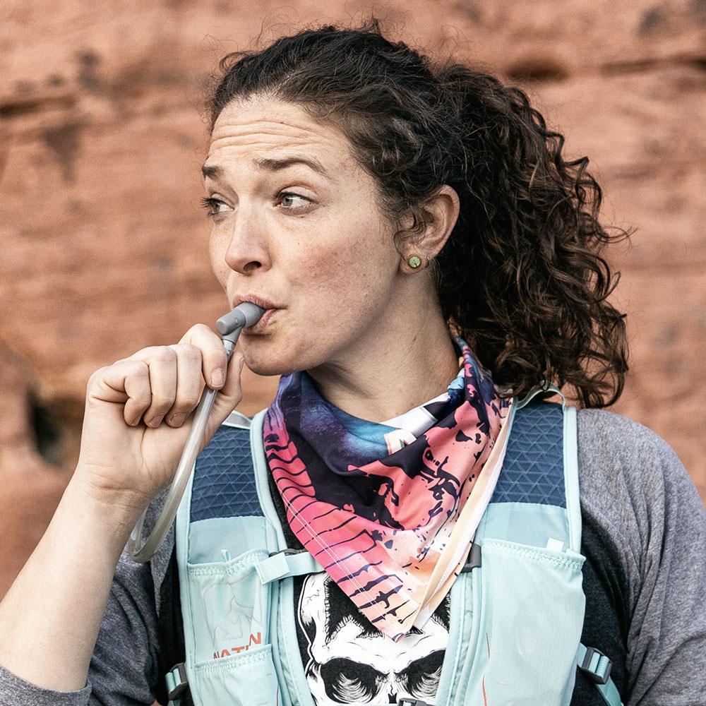Nathan Bandana0519 - Cooling UV Protection Neck Gaiter for Outdoor Sports & Hiking - Perfect for Running, Cycling, and Summer Activities