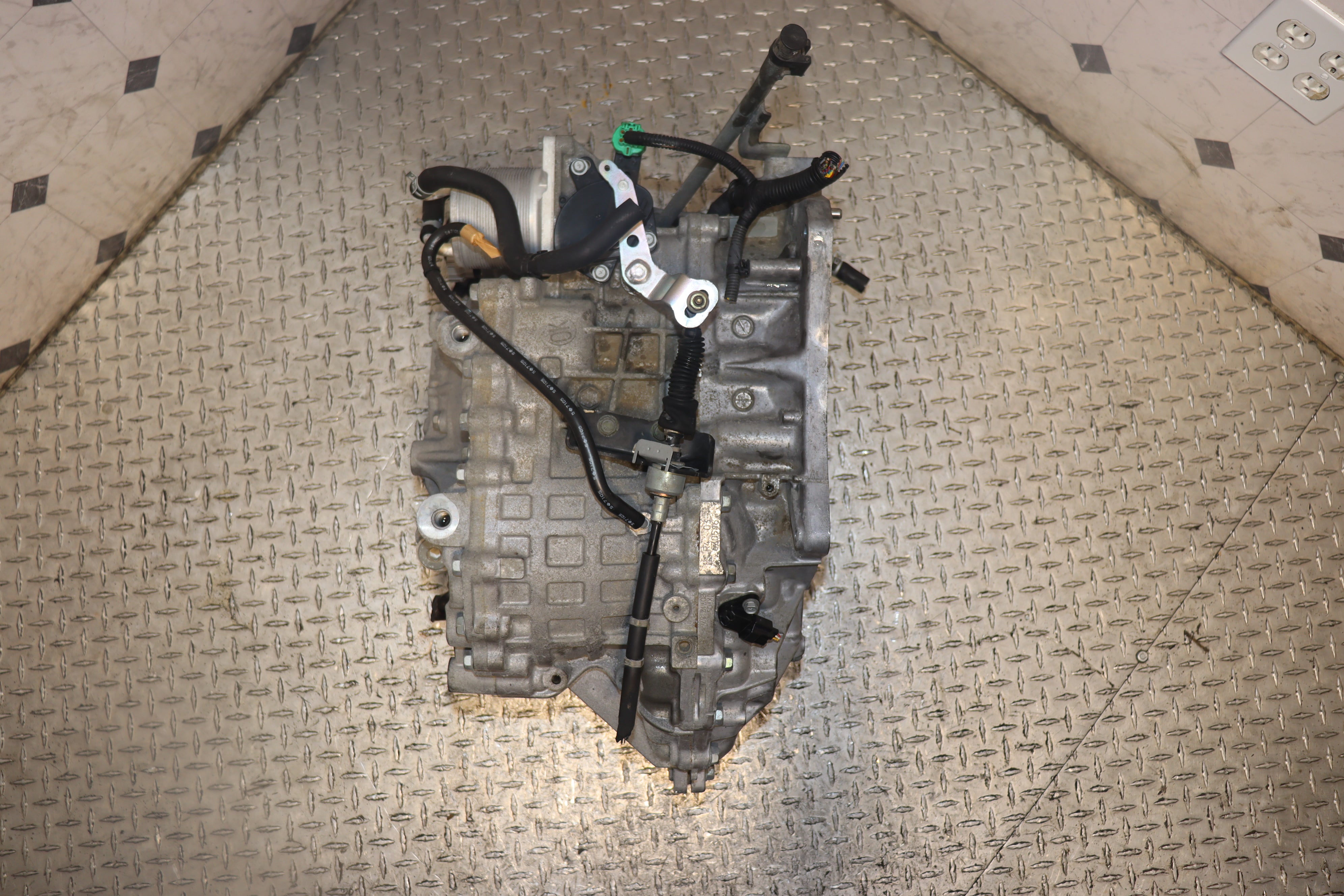 JDM MR20 Auto Transmission for 2007-2012 Nissan Sentra 2.0L - Compatible with Sedan Models | Smooth Gear Shifting for Daily Commute & Highway Driving