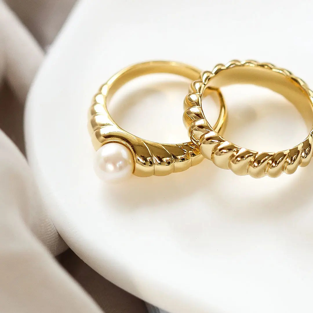 Elegant Pearl Ring for Women - Vintage Style Jewelry Gift for Wedding, Party & Special Occasions