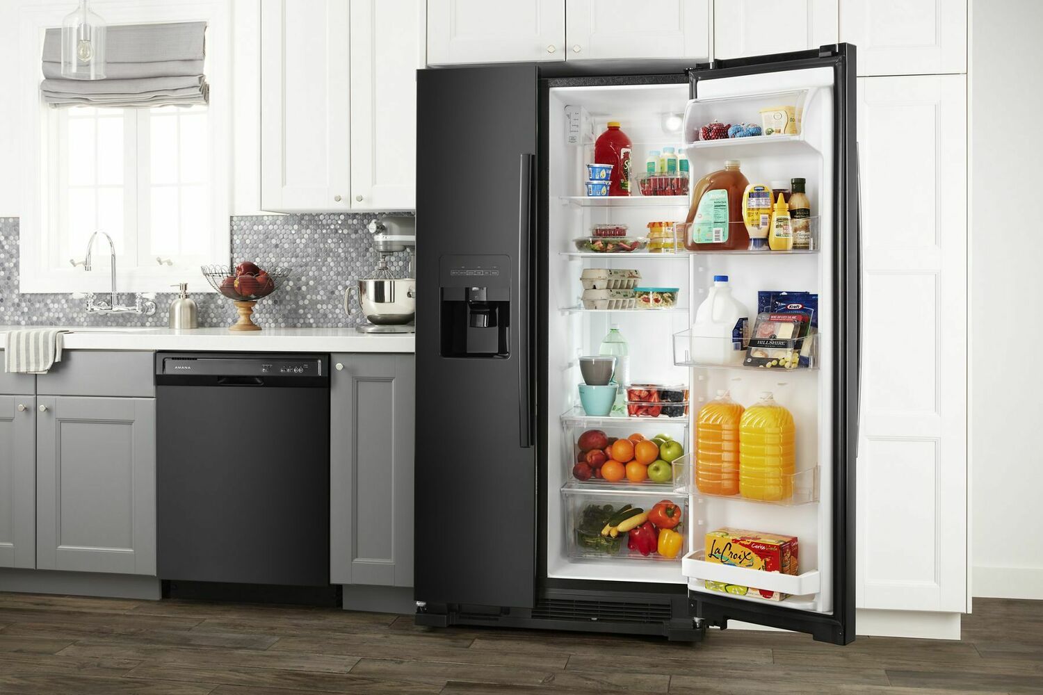 Amana ADB1400AGB Black Dishwasher with Triple Filter Wash System - Energy Efficient, Quiet Operation for Kitchens & Restaurants