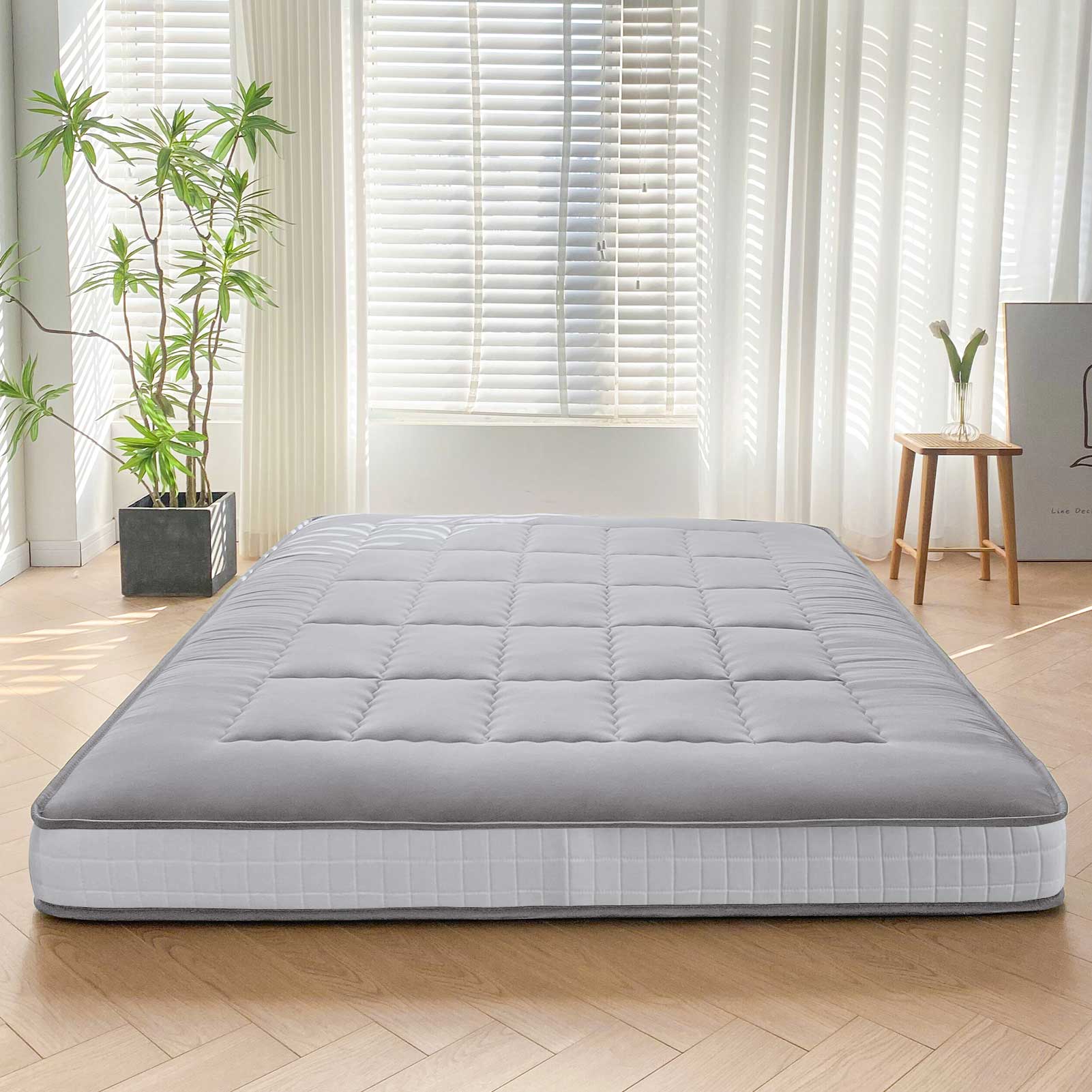 MAXYOYO 6-Inch Extra Thick Japanese Futon Mattress with Rectangle Quilting - Stylish Floor Bed for Home, Guest Room or Small Spaces - Black