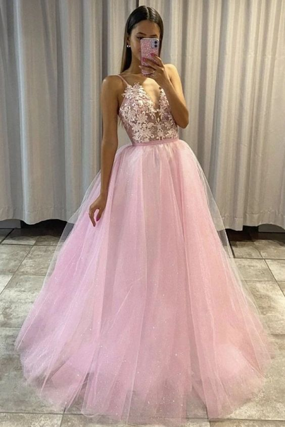 Elegant A-Line V-Neck Pink Lace Long Prom Dress with Applique - Formal Evening Gown for Homecoming, Wedding Guest & Special Occasions