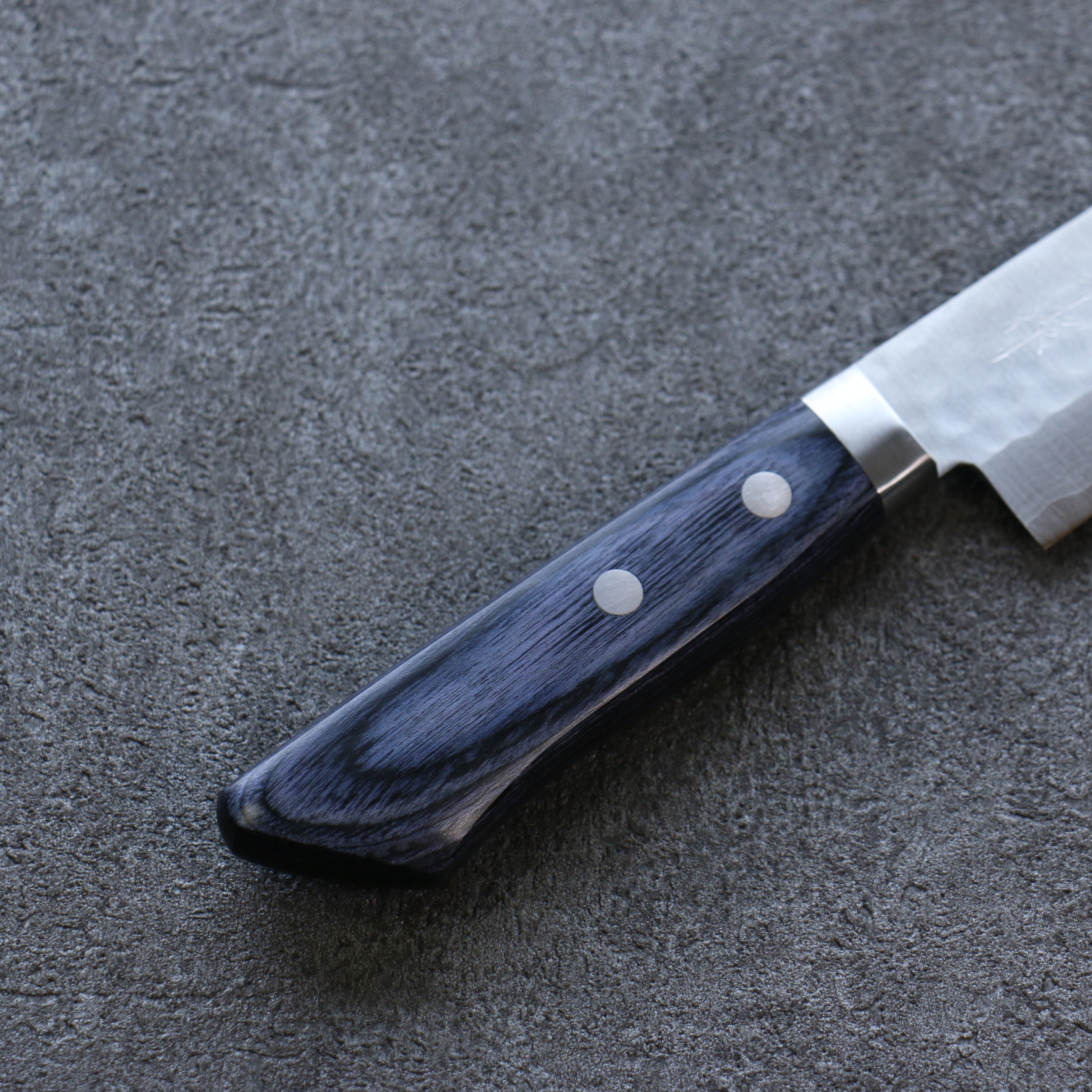 Kunihira Kokuryu VG10 Hammered Santoku Knife 5.1