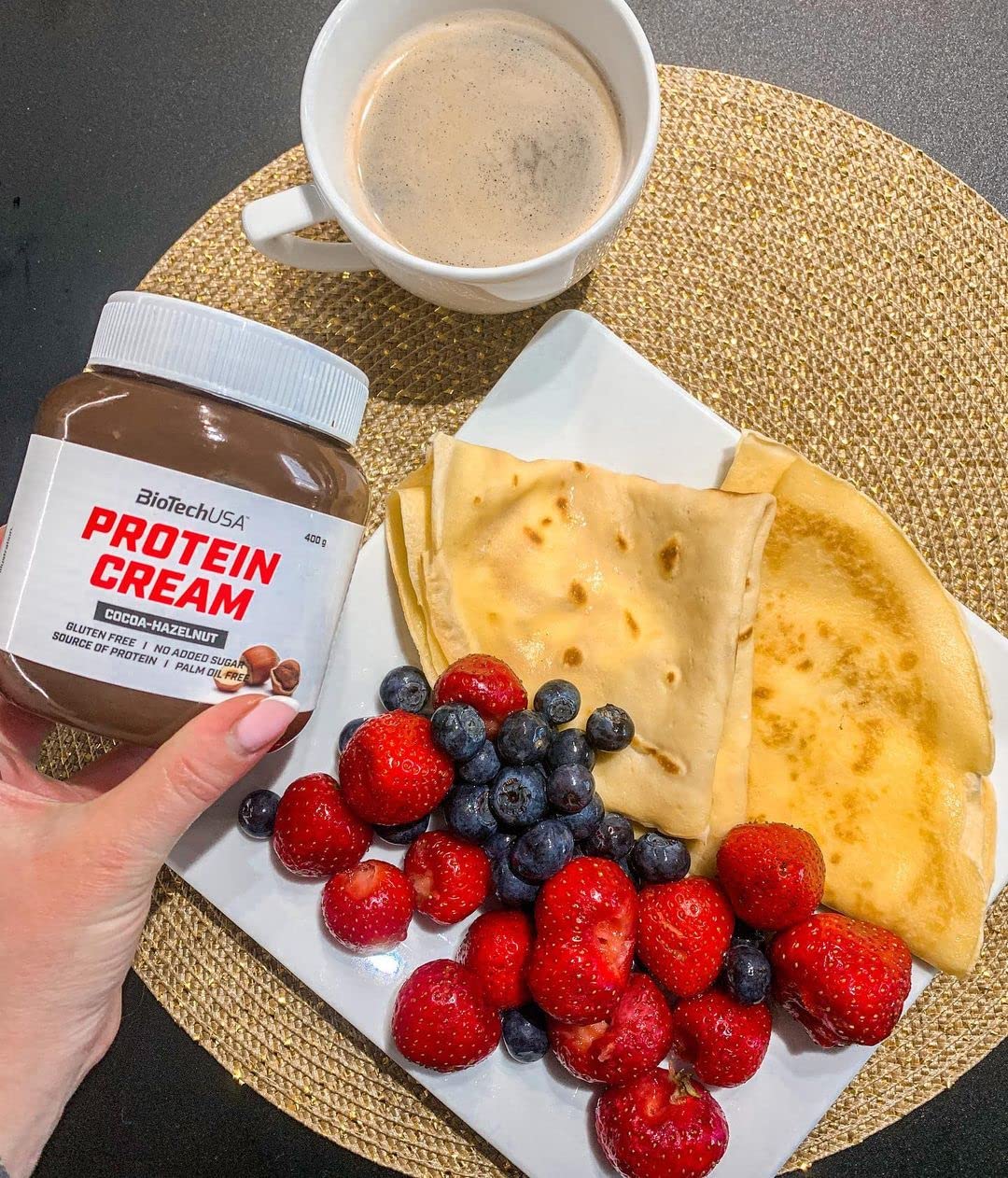 BioTechUSA Protein Cream, Cocoa Hazelnut Flavor - 200g High Protein Spread for Fitness, Muscle Recovery & Healthy Snacking - Perfect for Toast, Smoothies & Post-Workout Nutrition