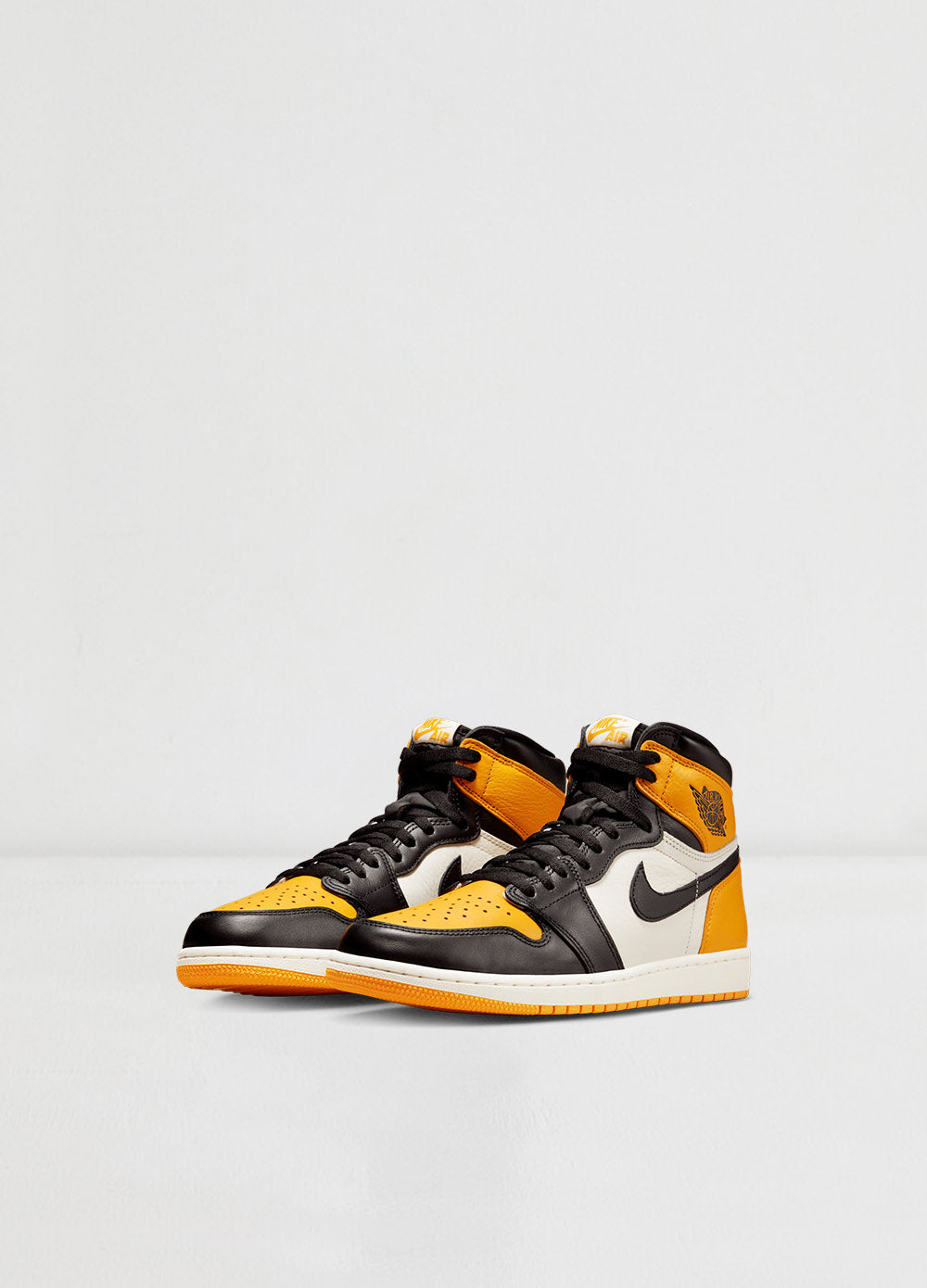 Air Jordan 1 Retro High OG Sneakers - Men's Basketball Shoes for Streetwear & Casual Style | Perfect for Sneakerheads, Collectors & Urban Fashion