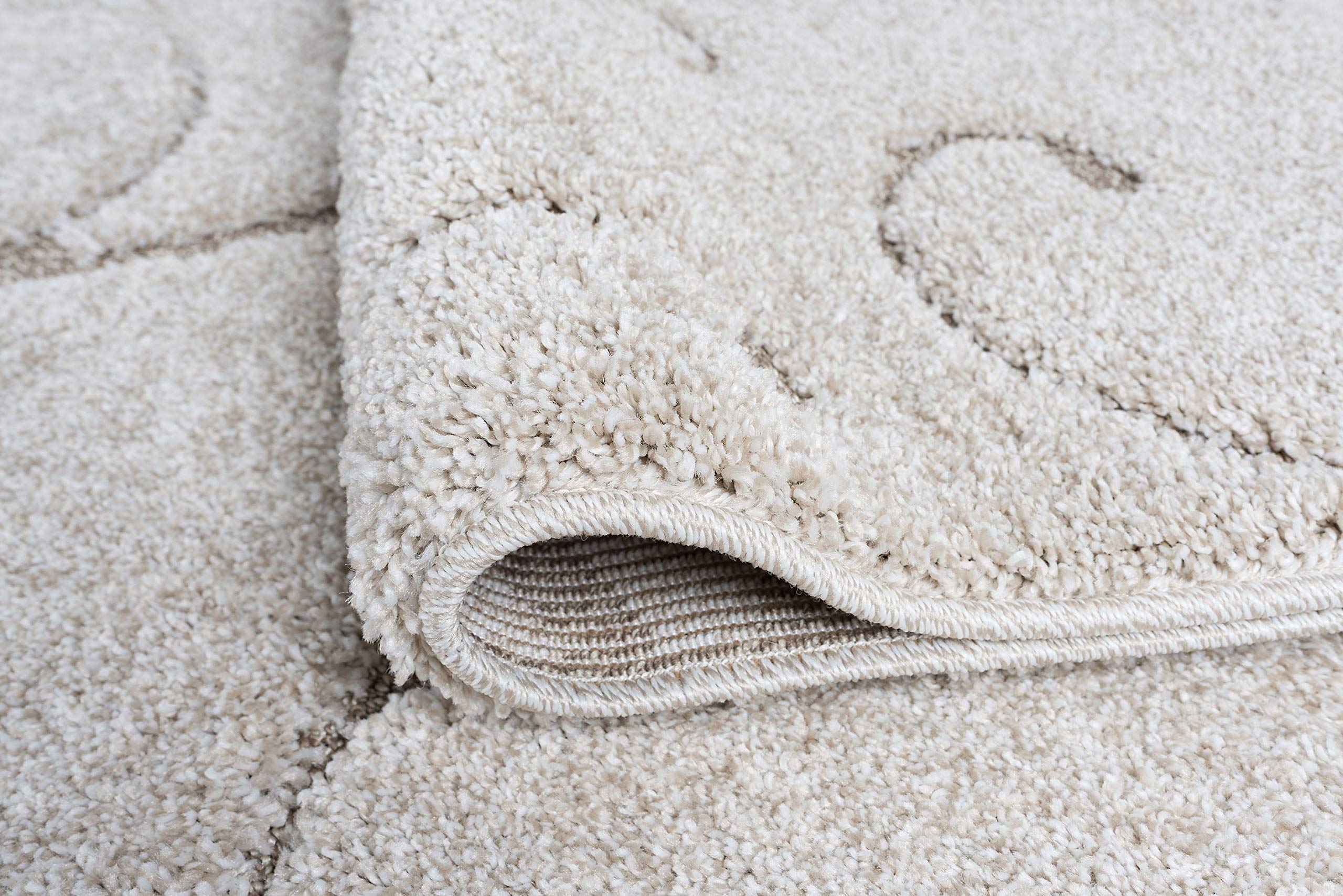 6FT Shaggy Square Area Rug with Scrollwork Design - Soft Cream Plush Carpet for Living Room, Bedroom & Dining Room - Cozy Home Decor for Family Gatherings & Relaxation