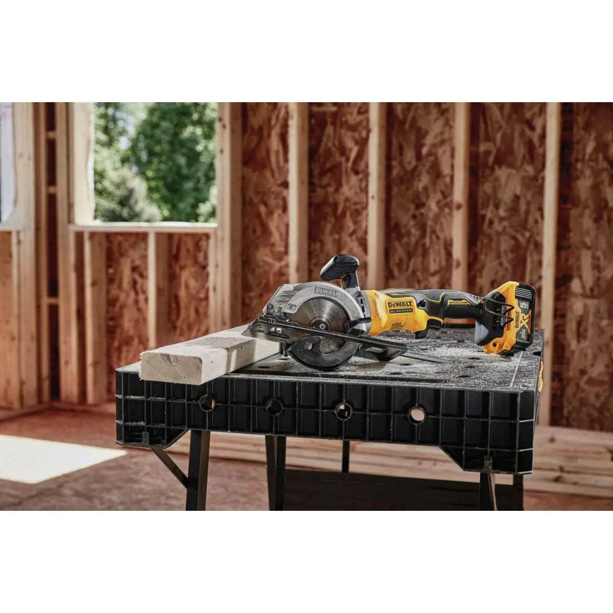 DEWALT DCS571B ATOMIC 20V MAX Brushless 4-1/2 Inch Cordless Circular Saw (Tool Only) - Perfect for Woodworking, DIY Projects, and Construction Jobs