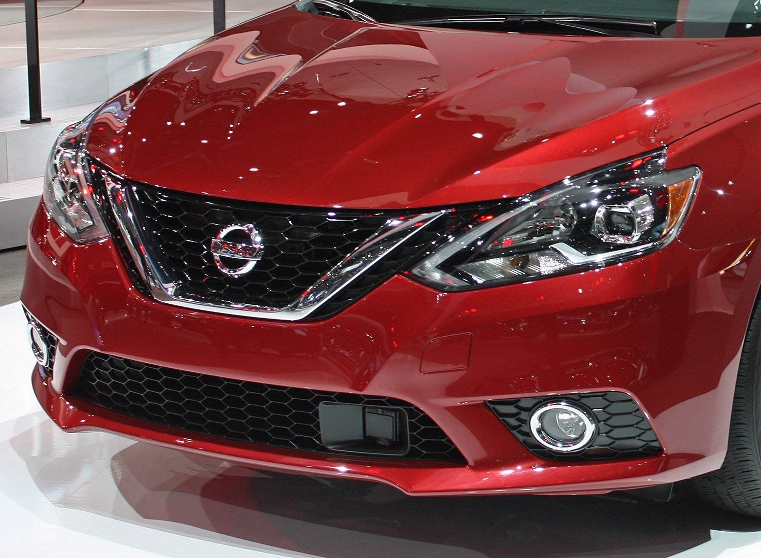 Complete Clear Lens Fog Light Kit for 2016-2020 Nissan Sentra Facelift - Durable Anti-Fog Headlights for Enhanced Night Driving Safety in Rain & Fog