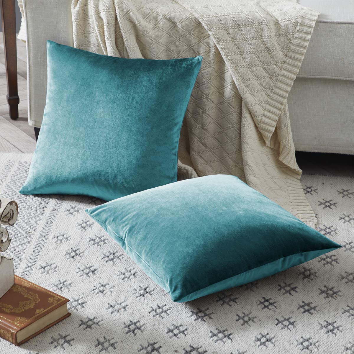 GIGIZAZA Velvet Throw Pillow Covers Set of 2 - 24x24 Inch Teal Peacock Green Sofa Cushion Covers for Living Room, Bedroom & Home Décor
