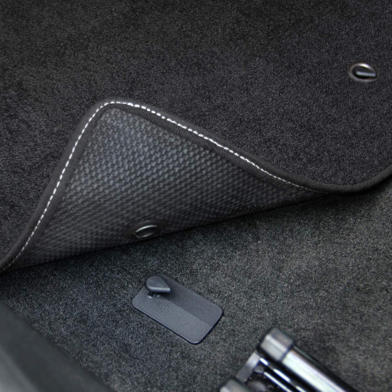 Premium Custom-Fit Carpeted Floor Mats for 2005-2008 Jeep Grand Cherokee - 2-Piece Set (Black) | Luxury Car Floor Liners for Enhanced Comfort & Protection - Perfect for Daily Commutes, Road Trips & Off-Road Adventures