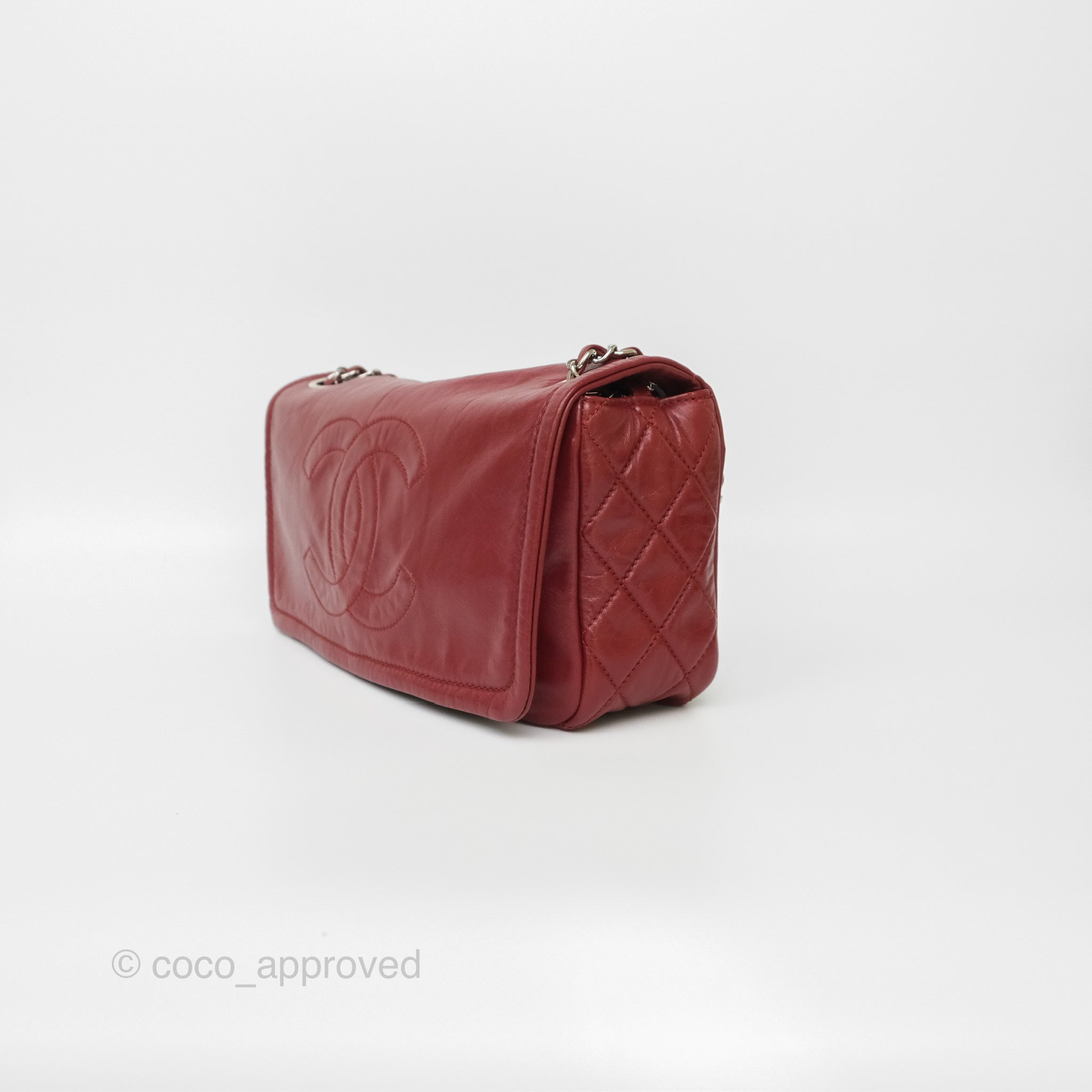 Chanel CC Flap Shoulder Bag in Dark Red Crumpled Leather with Silver Hardware - Luxury Crossbody Bag for Women, Perfect for Date Night & Evening Events