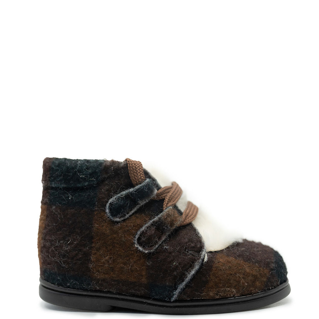 Papanatas Brown Plaid & Fur Baby Booties - Warm & Cozy Winter Booties for Infants & Toddlers - Perfect for Cold Weather, Outdoor Walks & Photo Shoots
