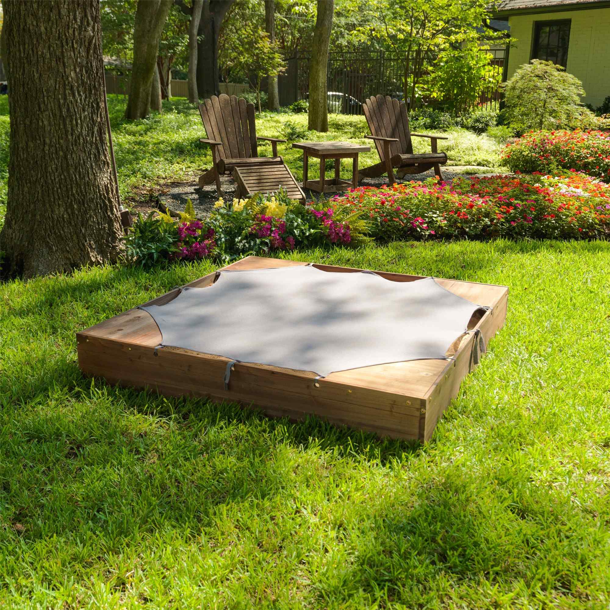 KidKraft Backyard Sandbox with Cover - Natural Wood Outdoor Sandbox for Kids, Sand Play Toy for Toddlers & Children - Perfect for Backyard, Garden, or Playground Fun