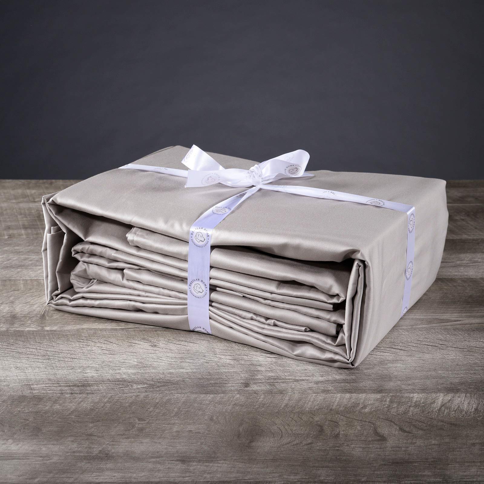 Delilah Home 100% Organic Cotton King Size Sheet Set - 4 Piece Bedding Set with Flat Sheet, Fitted Sheet & Pillowcases (300 TC, Grey) | Sustainable & Eco-Friendly Luxury Bed Sheets for Master Bedroom, Guest Room or Vacation Home