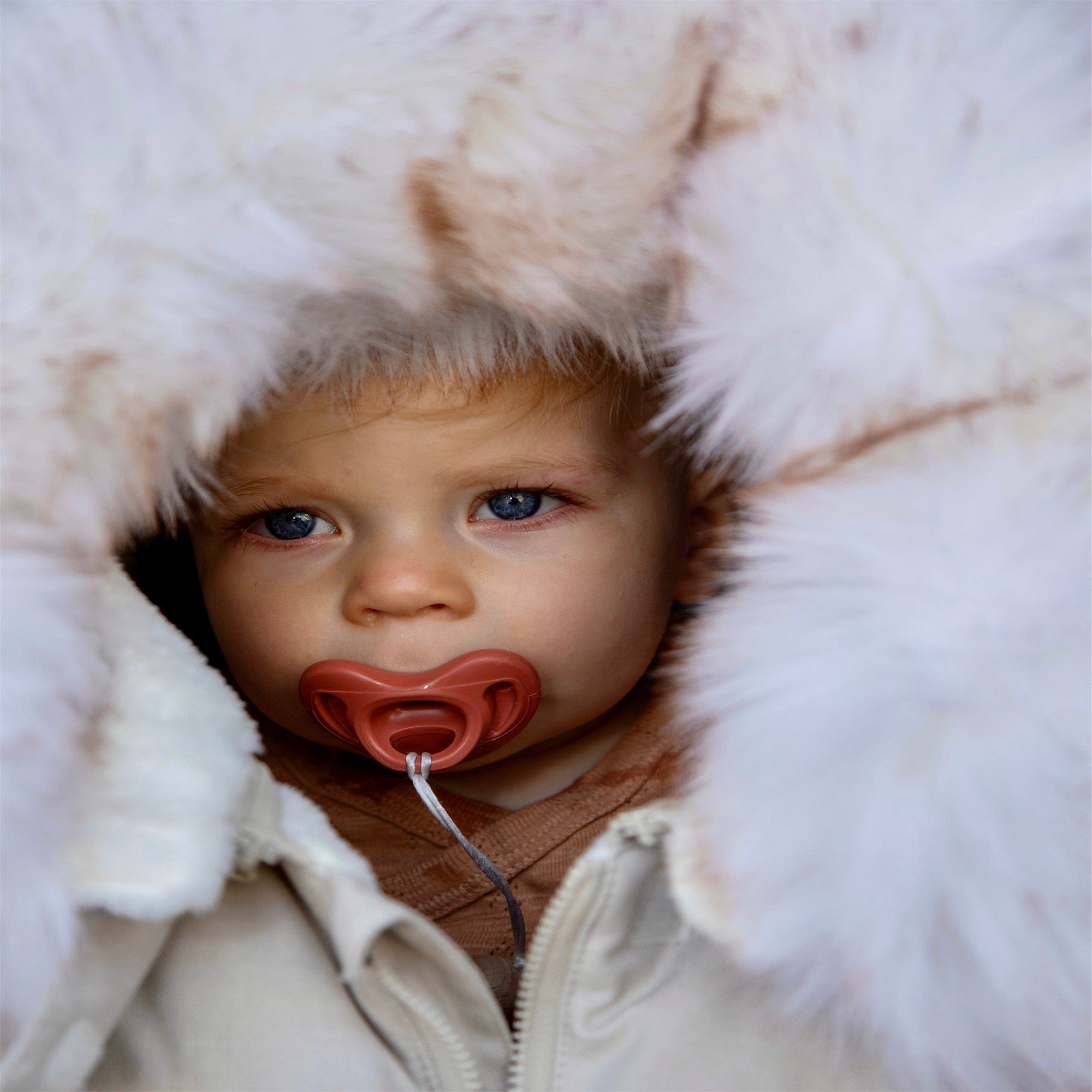 Premium Car Seat Cocoon for Babies - Soft & Warm Winter Protection - Ideal for Strollers, Car Seats & Outdoor Adventures