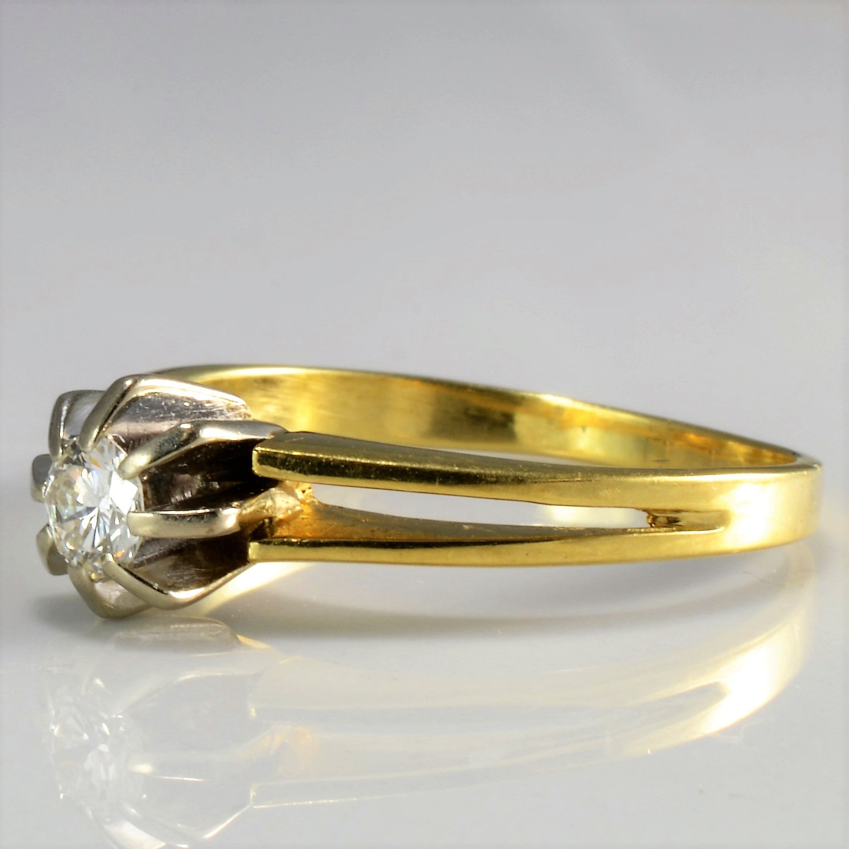 8 Prong Solitaire Diamond Engagement Ring 0.20 ct Size 8 - Perfect for Proposals, Weddings & Anniversaries