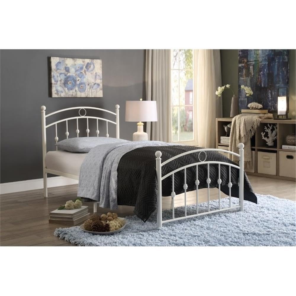 Pemberly Row Traditional Style Metal Twin Platform Bed in White - Sturdy & Elegant Bed Frame for Kids, Teens & Guest Rooms | Perfect for Small Spaces & Modern Bedrooms