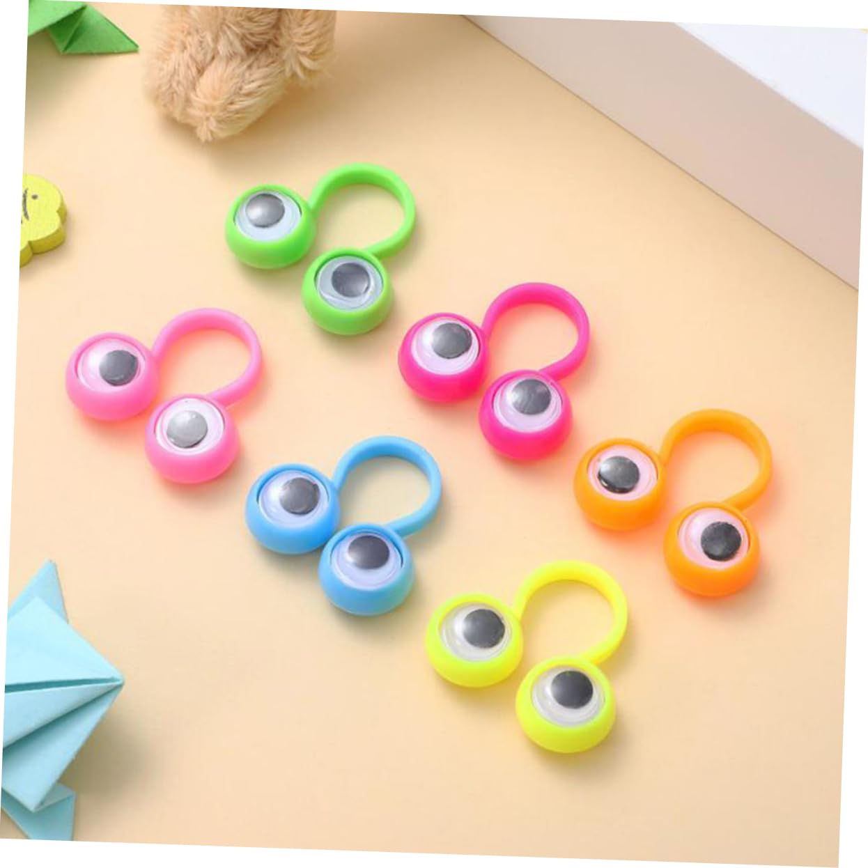 Gogogmee 36-Piece Large Eye Rings - Fun Finger Puppet Toy with Moving Eyes, Interactive Party Favor for Kids & Adults - Perfect for Storytelling, Classroom Activities & Birthday Party Games