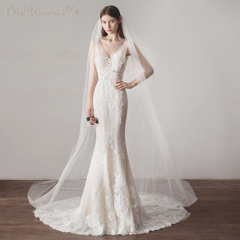 Elegant Cecilia Veil - Bridal Wedding Accessory for Church Ceremony & Photo Shoot