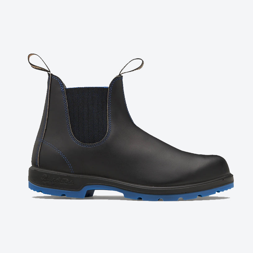 Blundstone 2343 Black Leather Chelsea Boots for Men & Women - Comfortable Slip-On Elastic Ankle Boots for Work, Outdoor & Casual Wear