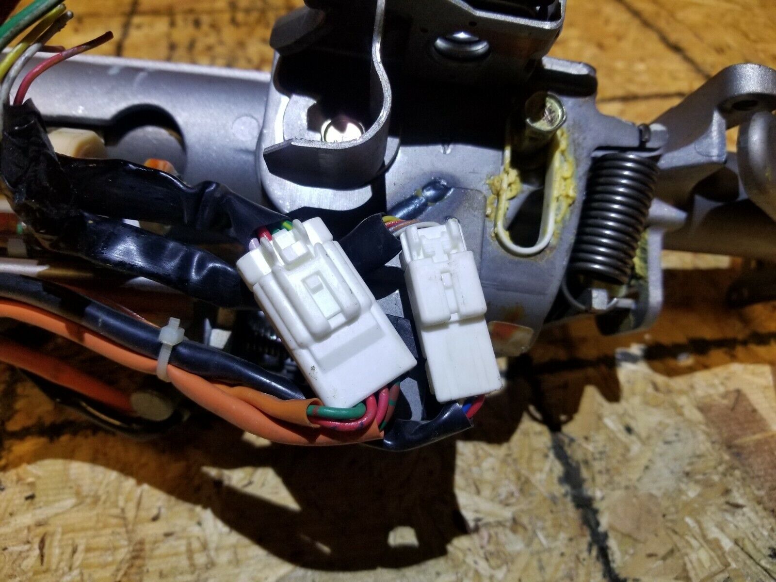2005 Infiniti G35 AWD Steering Column with Motors - OEM Replacement Part - Perfect for DIY Repairs & Vehicle Maintenance