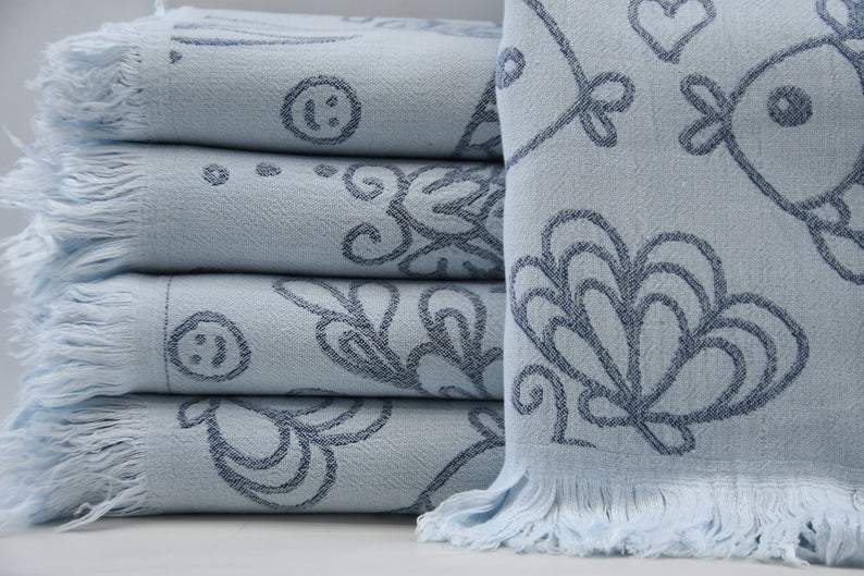 Premium Navy Blue Sea Life Design 100% Cotton Bath Towel - Soft, Absorbent & Quick-Drying for Beach, Pool & Spa Use