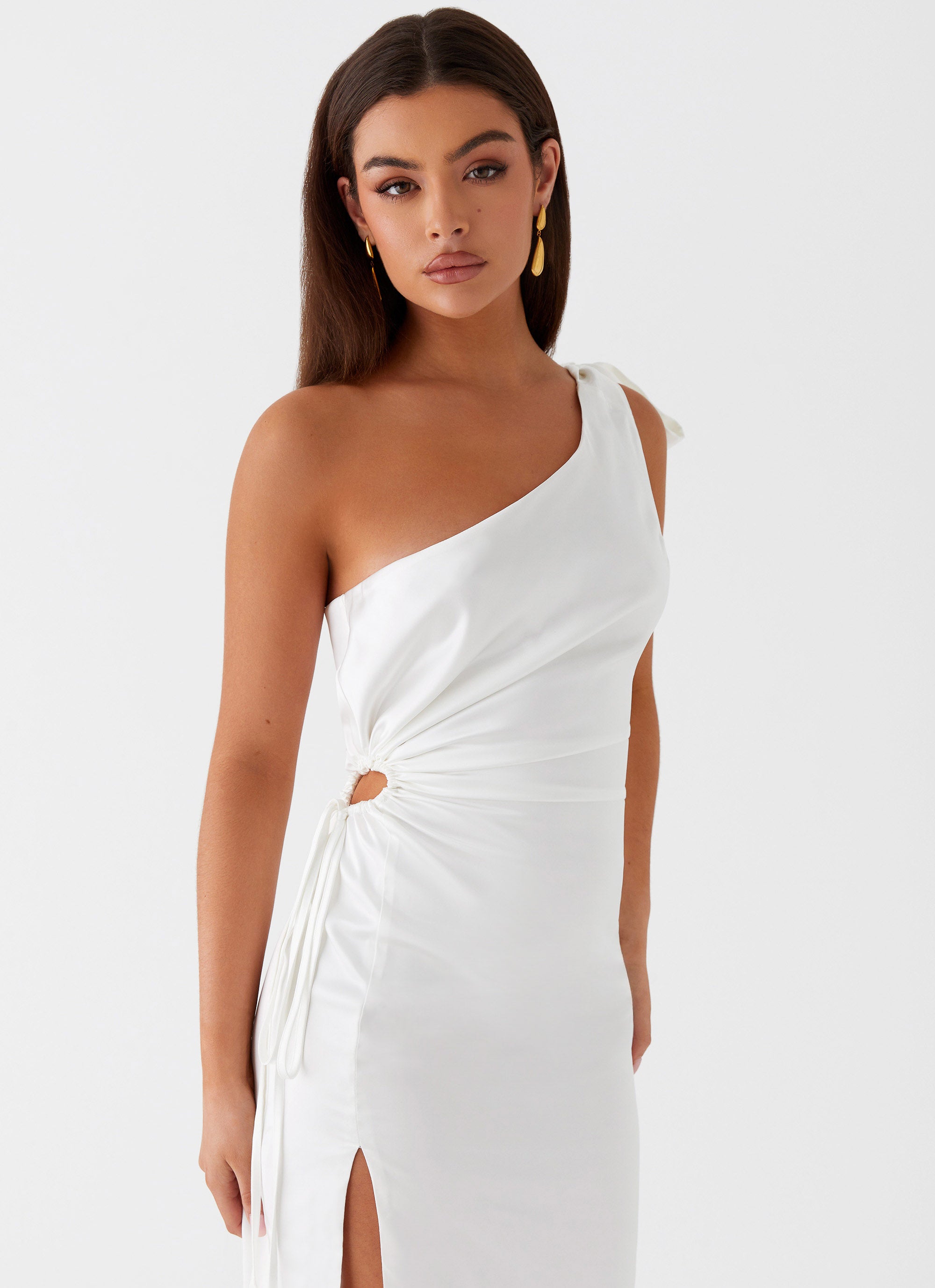 Delilah Maxi Dress - Elegant White Flowy Long Dress for Women | Perfect for Summer, Beach, Weddings & Special Occasions