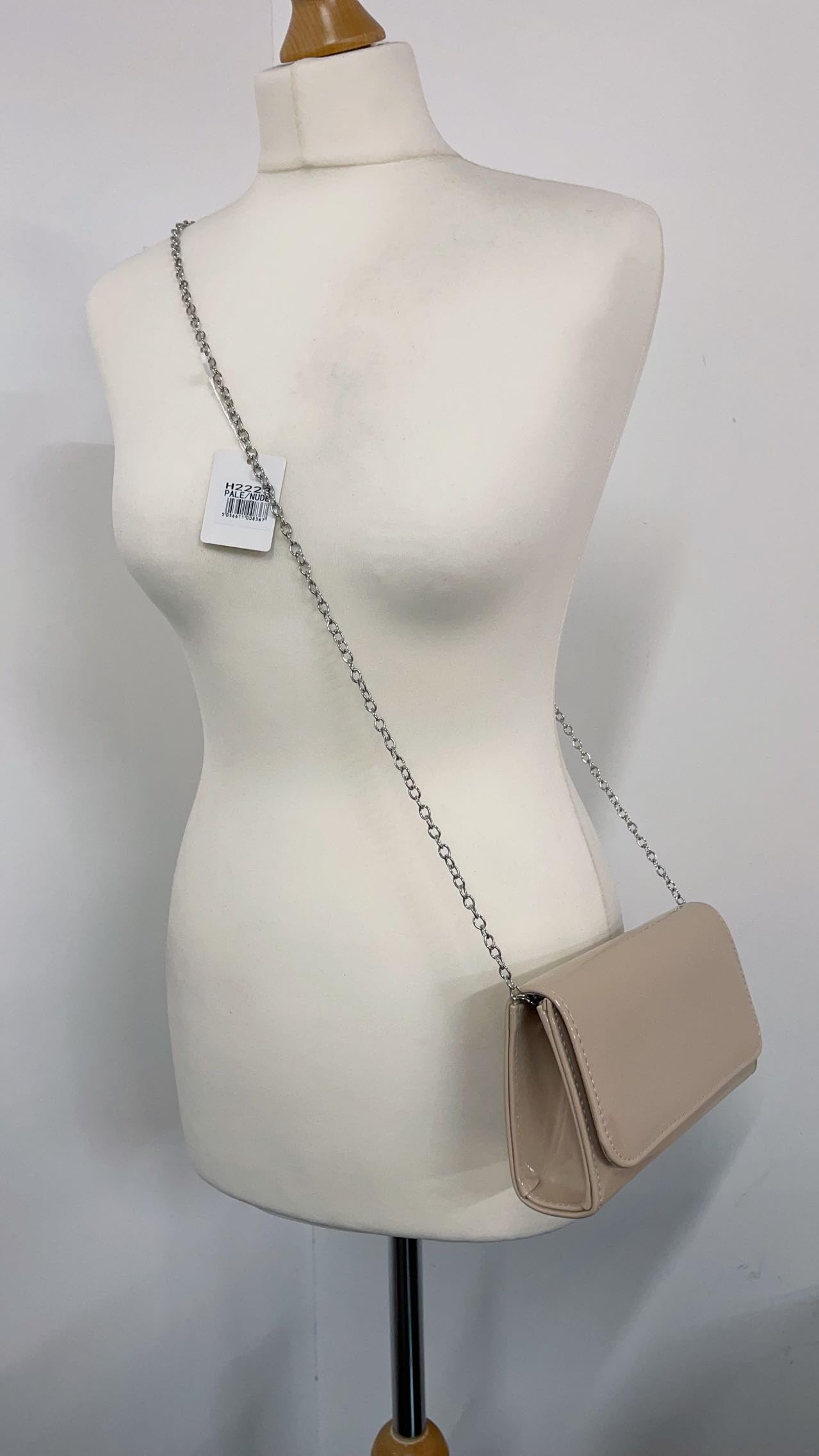 LeahWard Women's Patent Leather Flap Clutch Bag - Elegant Evening Handbag for Wedding, Party, Prom & Special Occasions | Perfect Gift for Bridesmaids & Formal Events