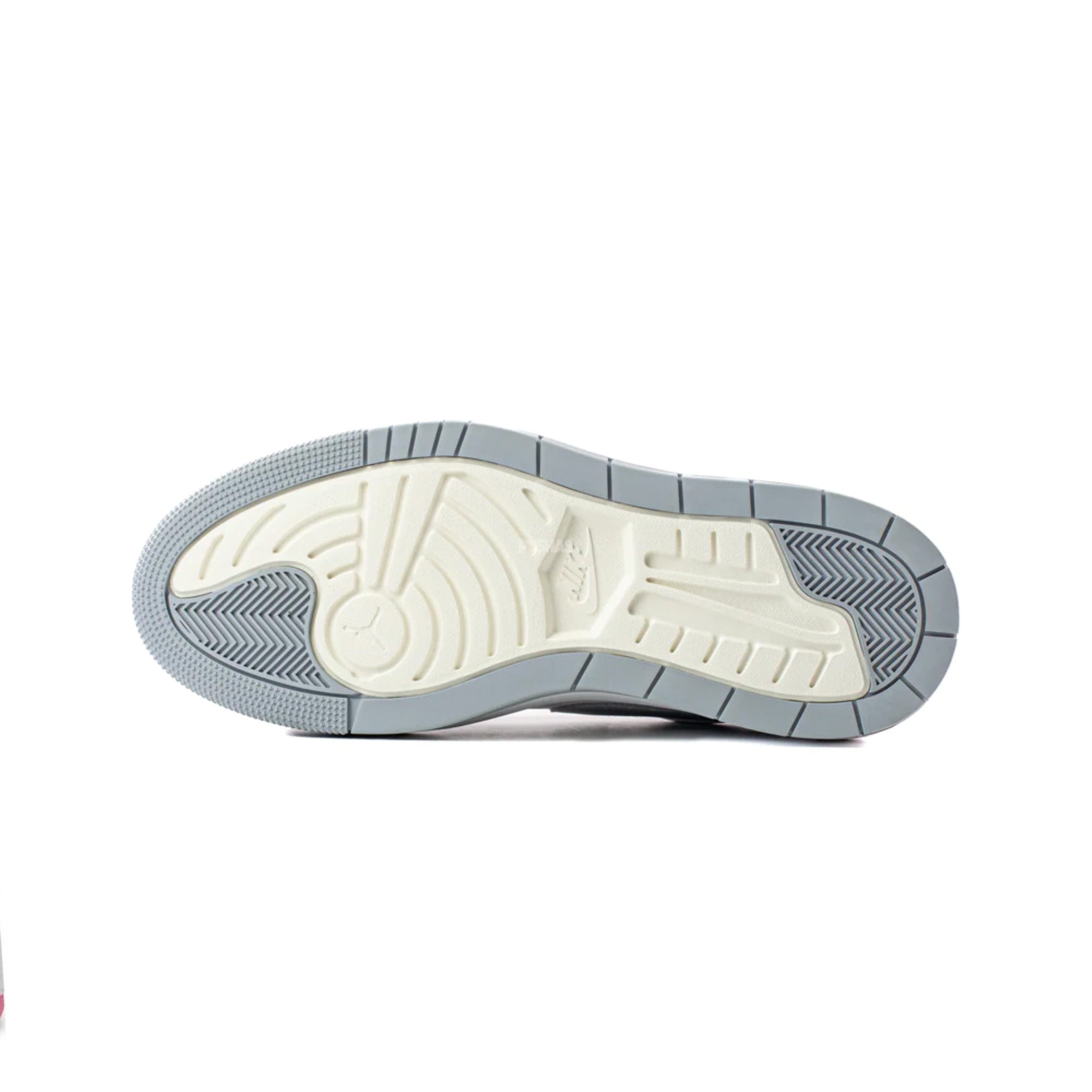 Air Jordan 1 Low LV8 Elevate 'Wolf Grey' Women's Sneakers (2022) - Stylish Comfort for Casual Wear, Gym & Street Fashion