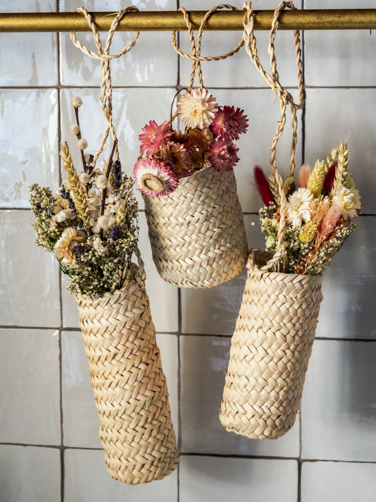 Space-Saving Slim Hanging Baskets for Plants - Indoor/Outdoor Vertical Garden Decor - Perfect for Small Spaces, Balconies & Patios