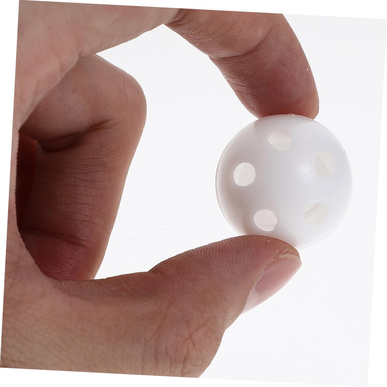 FOYTOKI 100pcs Rattle Squeaker Balls - White Plastic Sound Makers for DIY Plush Toys, Dog Toys & Doll Accessories - Perfect for Crafting, Pet Toys and Baby Sensory Play